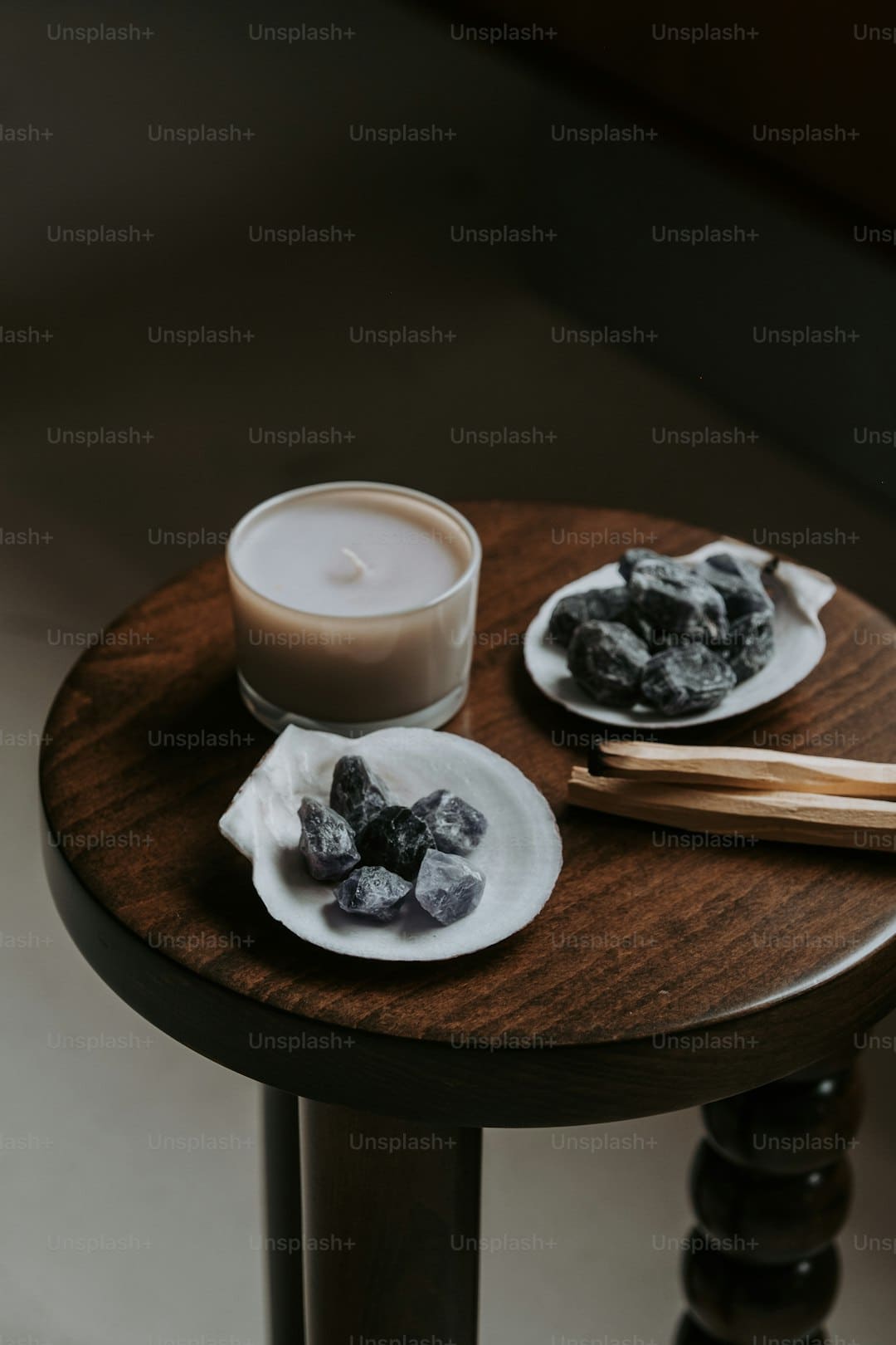 易烊千玺自曝刮痧后洗热水澡当晚引发高烧 4小时后再洗澡更稳妥